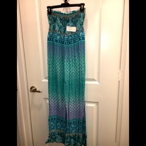 Dress- strapless maxi